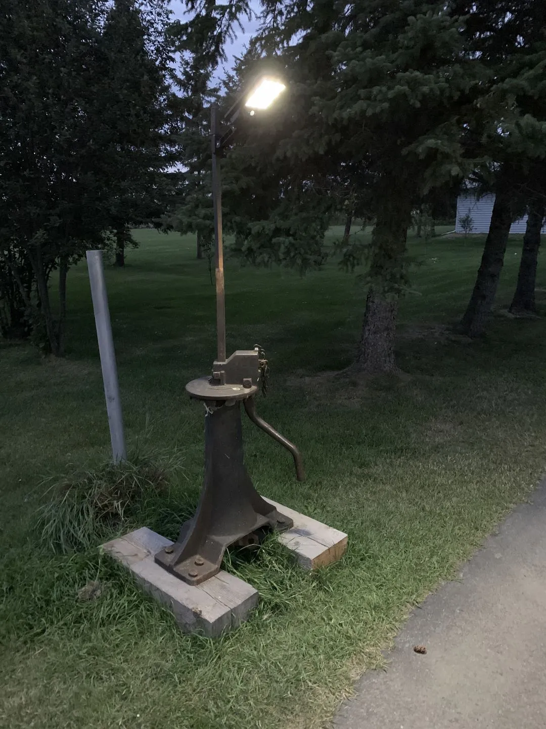 BigM 100W Bright LED Outdoor Solar Street Light With Motion Sensor