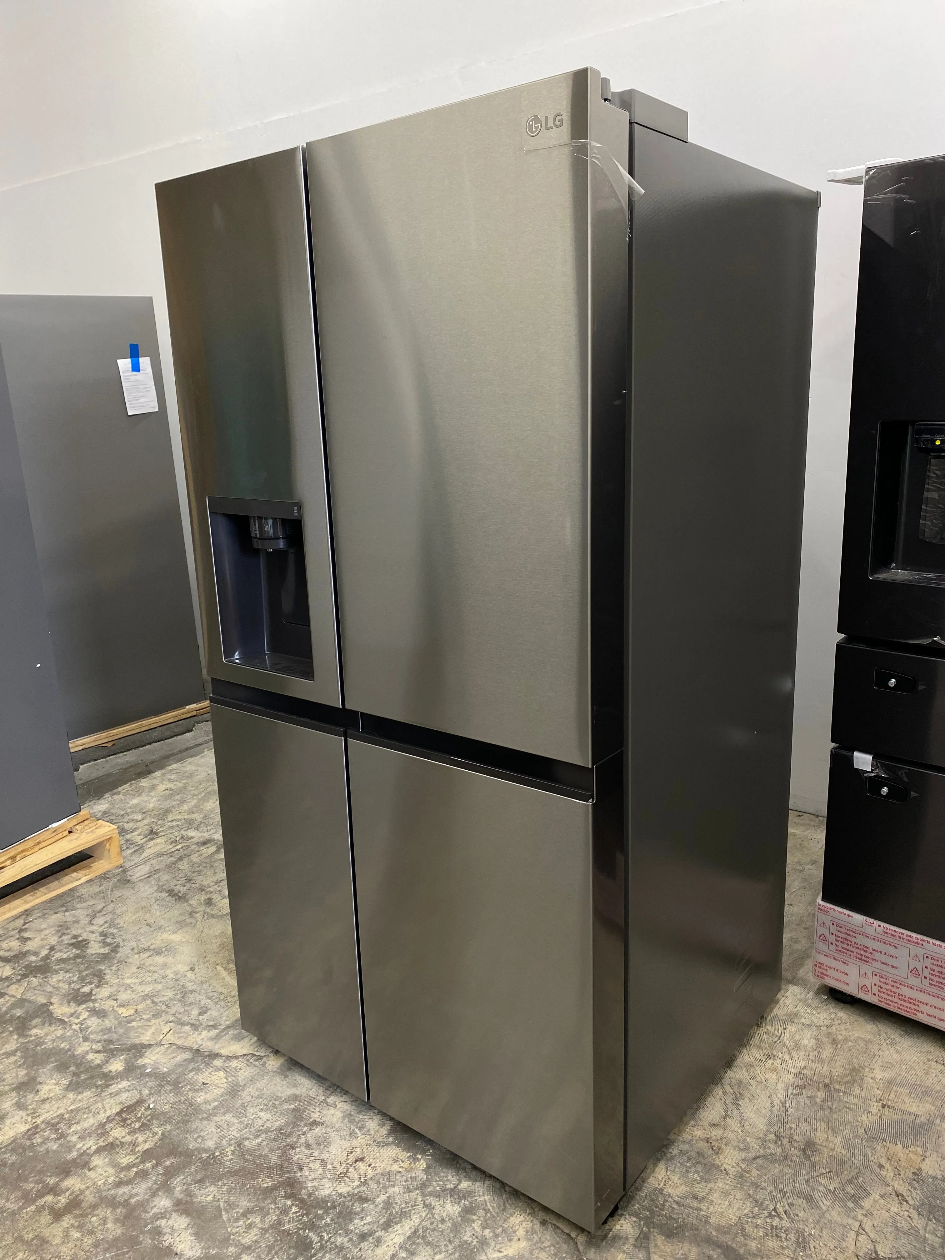 LG LRSXS2706S 36 Inch Freestanding Side by Side Refrigerator with 27.16 Cu. Ft. Total Capacity, Interior Display Controls, Door Cooling , Smooth Touch Ice Dispenser, SpacePlus™ Ice Maker, and ENERGY STAR® Certified: PrintProof™ Stainless Steel