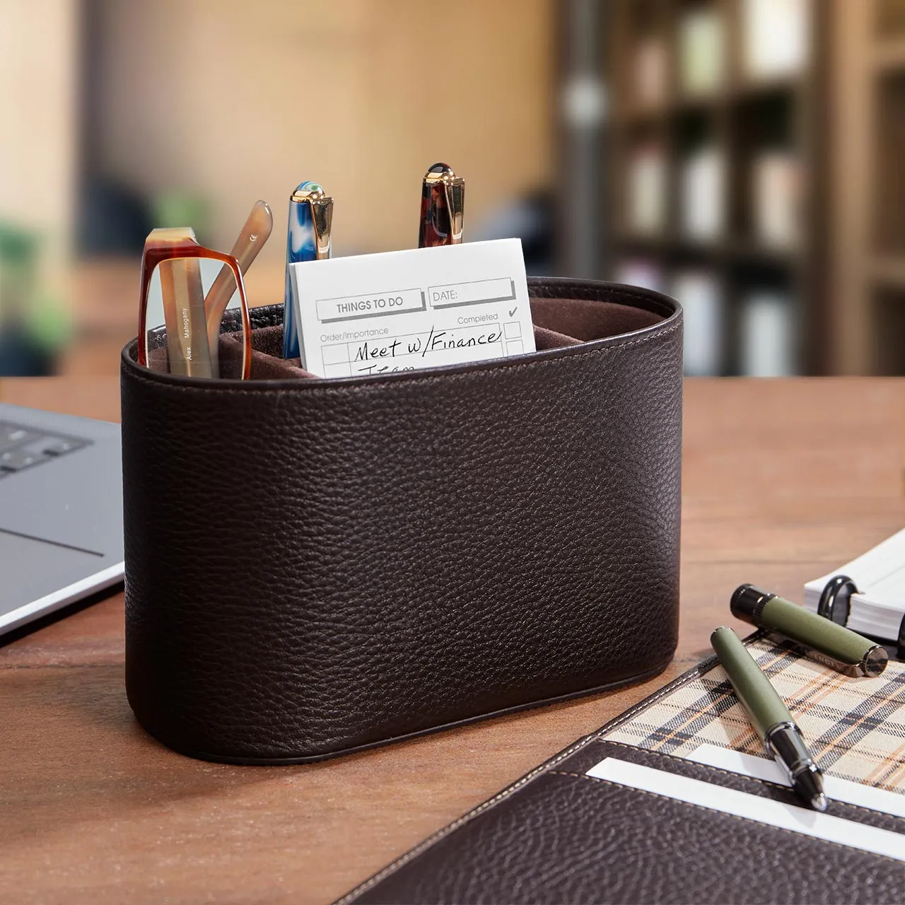 Sidekick Upright Leather Organizer