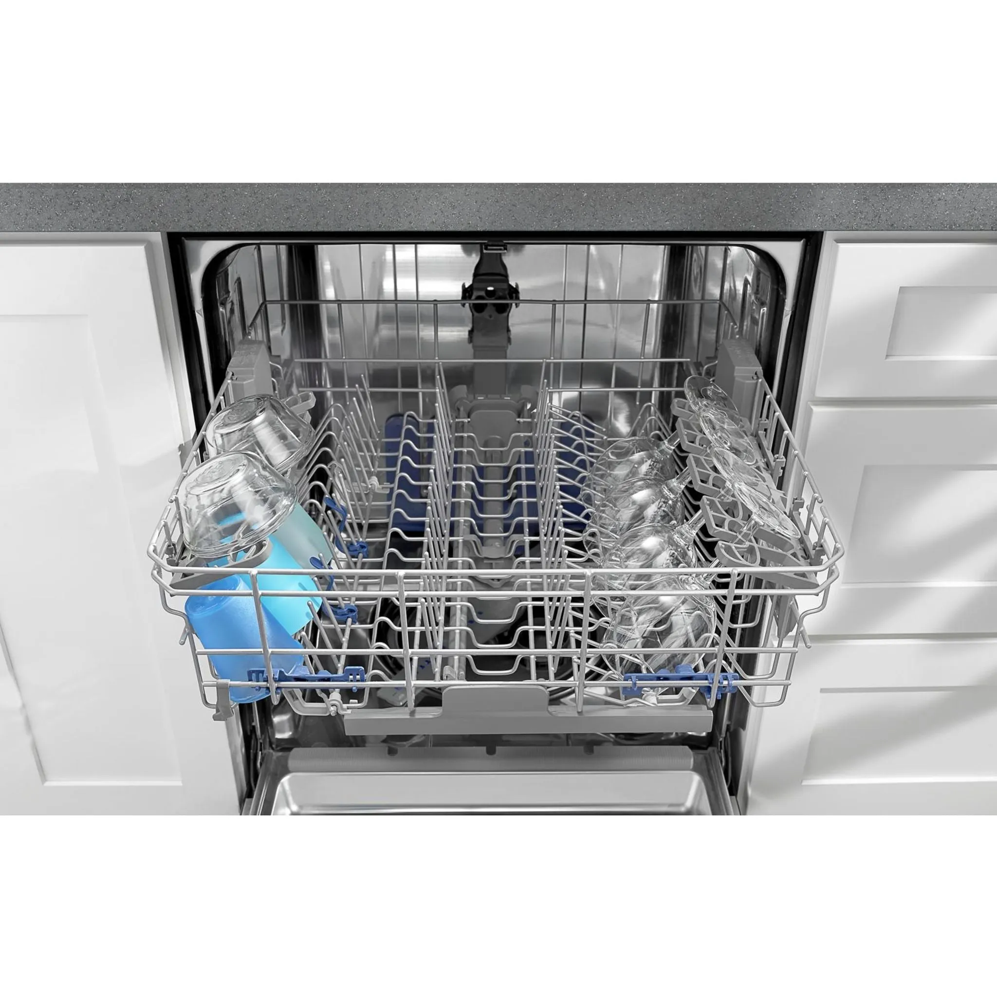 Whirlpool Dishwasher with Sensor Cycle (WDF540PADW)