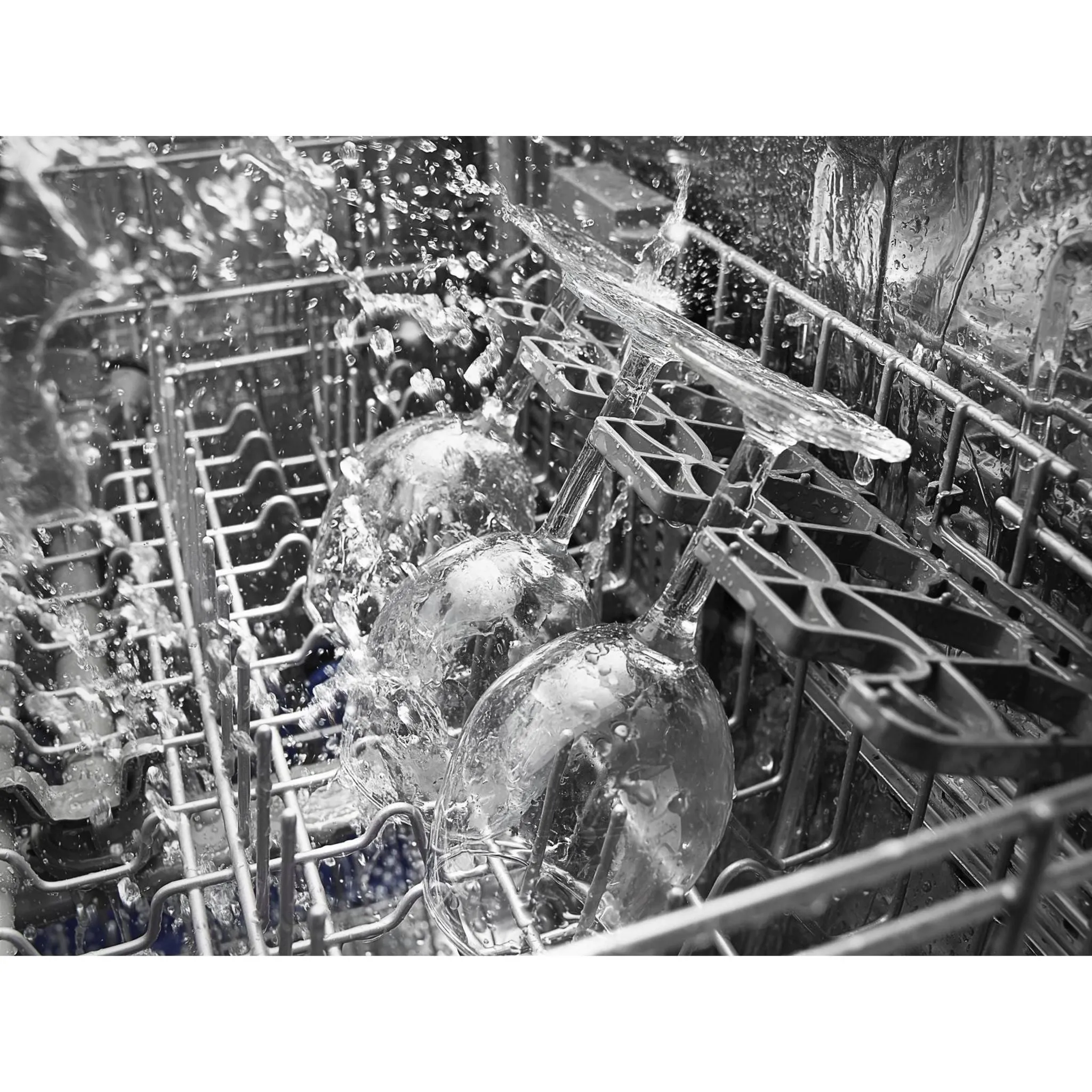 Whirlpool Dishwasher with Sensor Cycle (WDF540PADW)